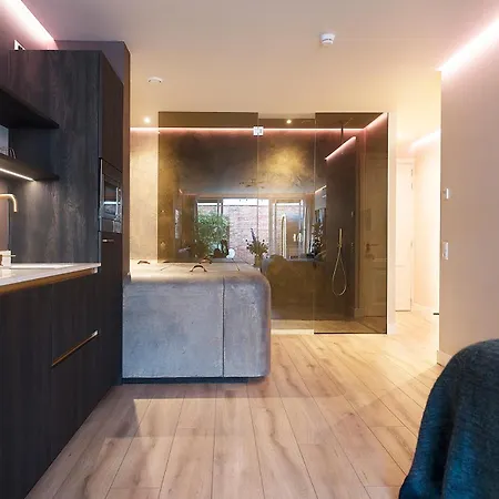 Suite-elegance Prive Sauna & Jacuzzi Haag