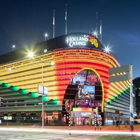 Apartman Suite-elegance Prive Sauna & Jacuzzi Hága