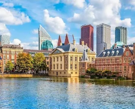 Suite-elegance Prive Sauna & Jacuzzi アパート デン・ハーグ